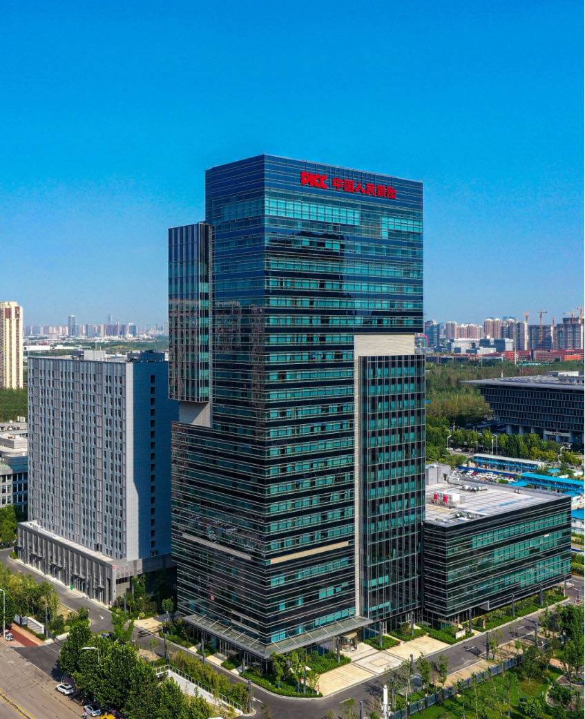 人保服务,人保伴您前行_2025年挖掘机行业现状与发展趋势分析