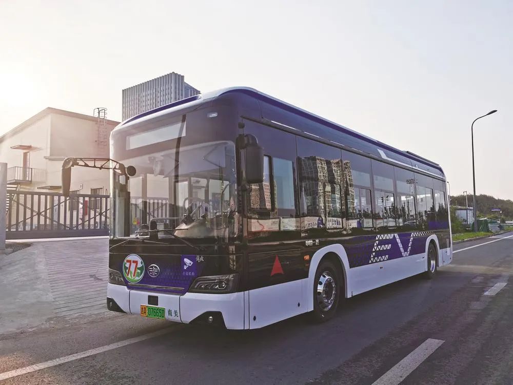 人保财险 ,拥有“如意行”驾乘险，出行更顺畅！_2025年烟草薄片行业发展趋势预测：高端化、智能化、国际化