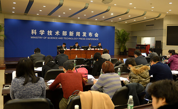 科技部部长阴和俊会见澳大利亚科学院院长贾格迪什