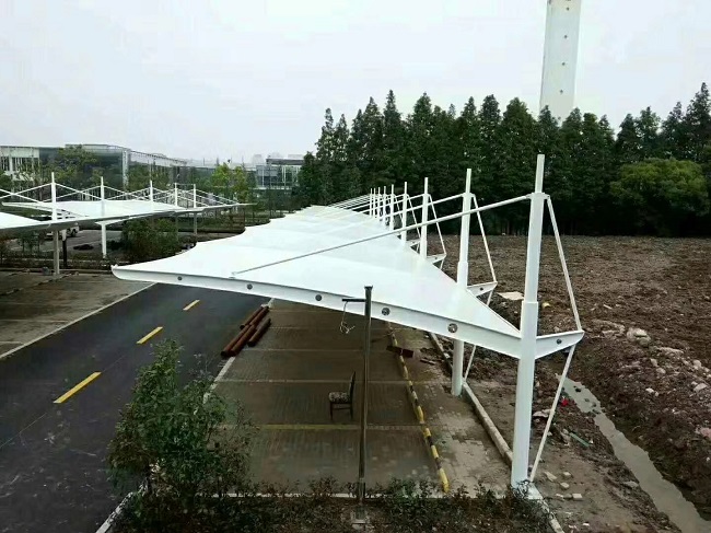 拉普拉斯获得实用新型专利授权：“下料组件和膜层制备装置”