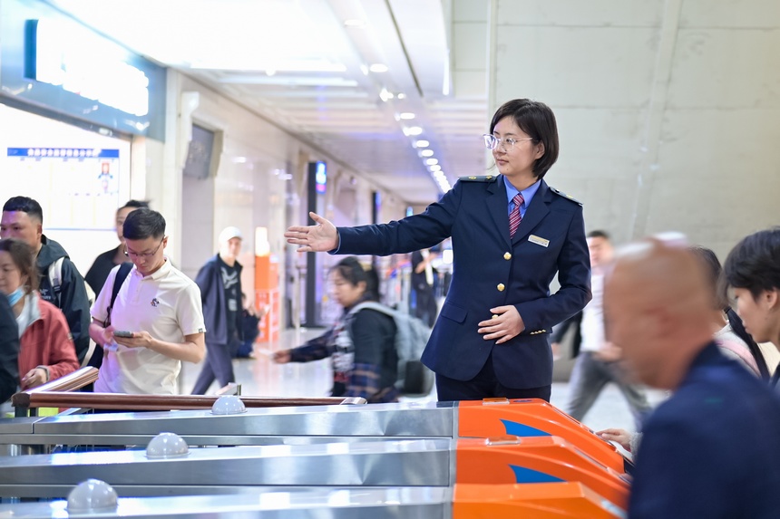 端午假期北京接待入境游客同比增长35.8%