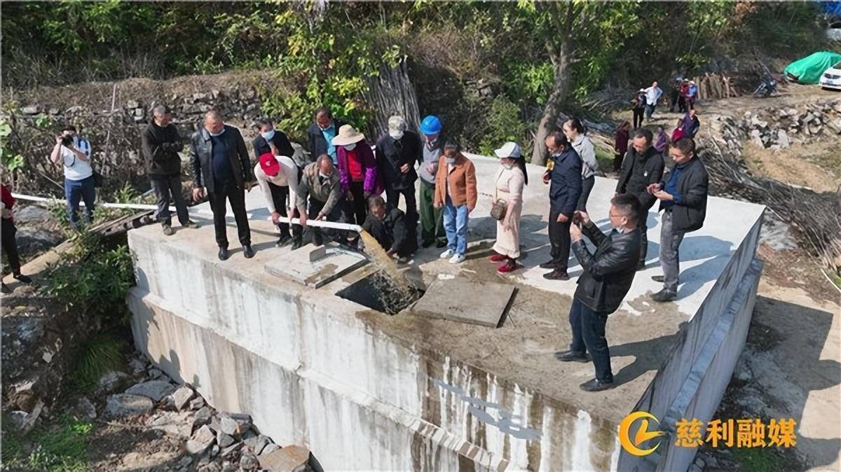 湖南慈利通报张家界天坑溶洞垃圾整治情况：已清理约14吨