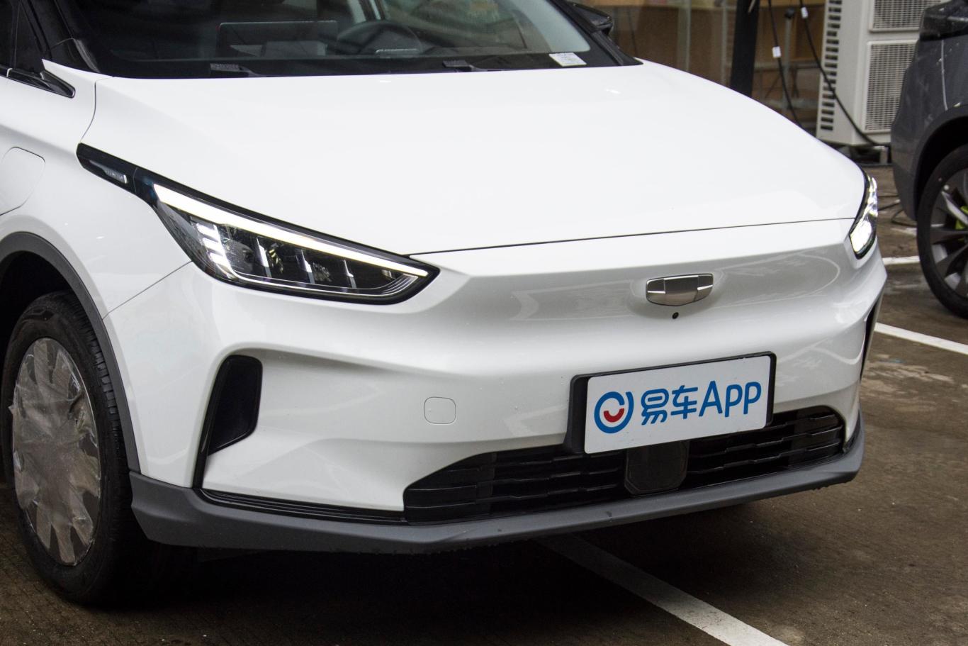 广汽集团获得外观设计专利授权：“格栅”