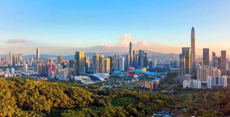 深圳“迷你地块”拍出12亿元!龙华低密宅地取消限价引8家房企争抢
