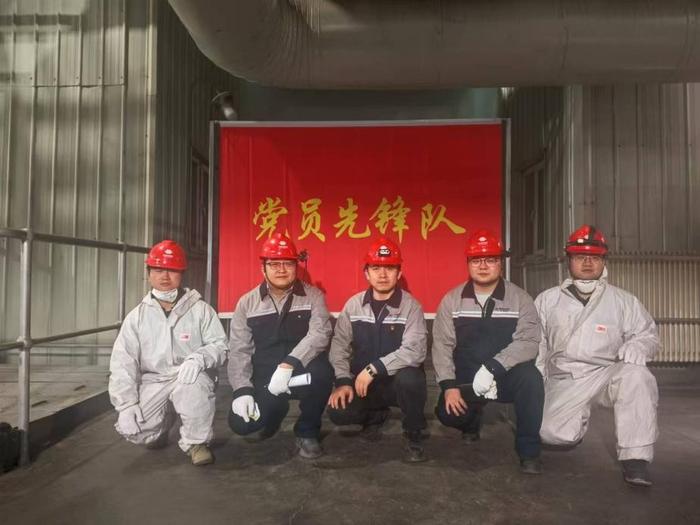 广汇能源“疆煤入豫”首班列车发运成功