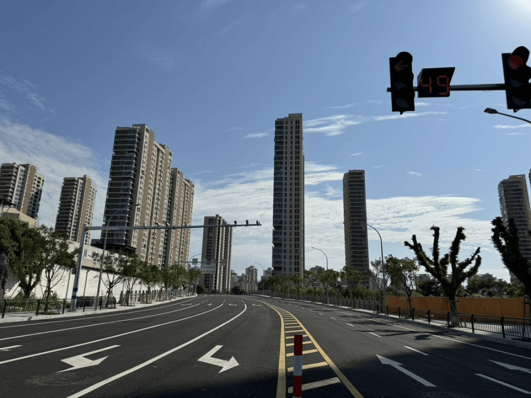 人保服务 ,拥有“如意行”驾乘险,出行更顺畅!_2025年焊接材料行业市场调查及未来发展趋势