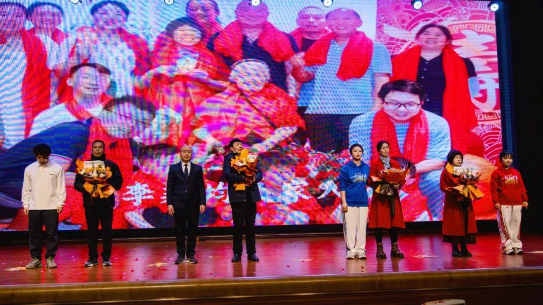 2025年“星光传递”计划首场捐赠活动圆满举行