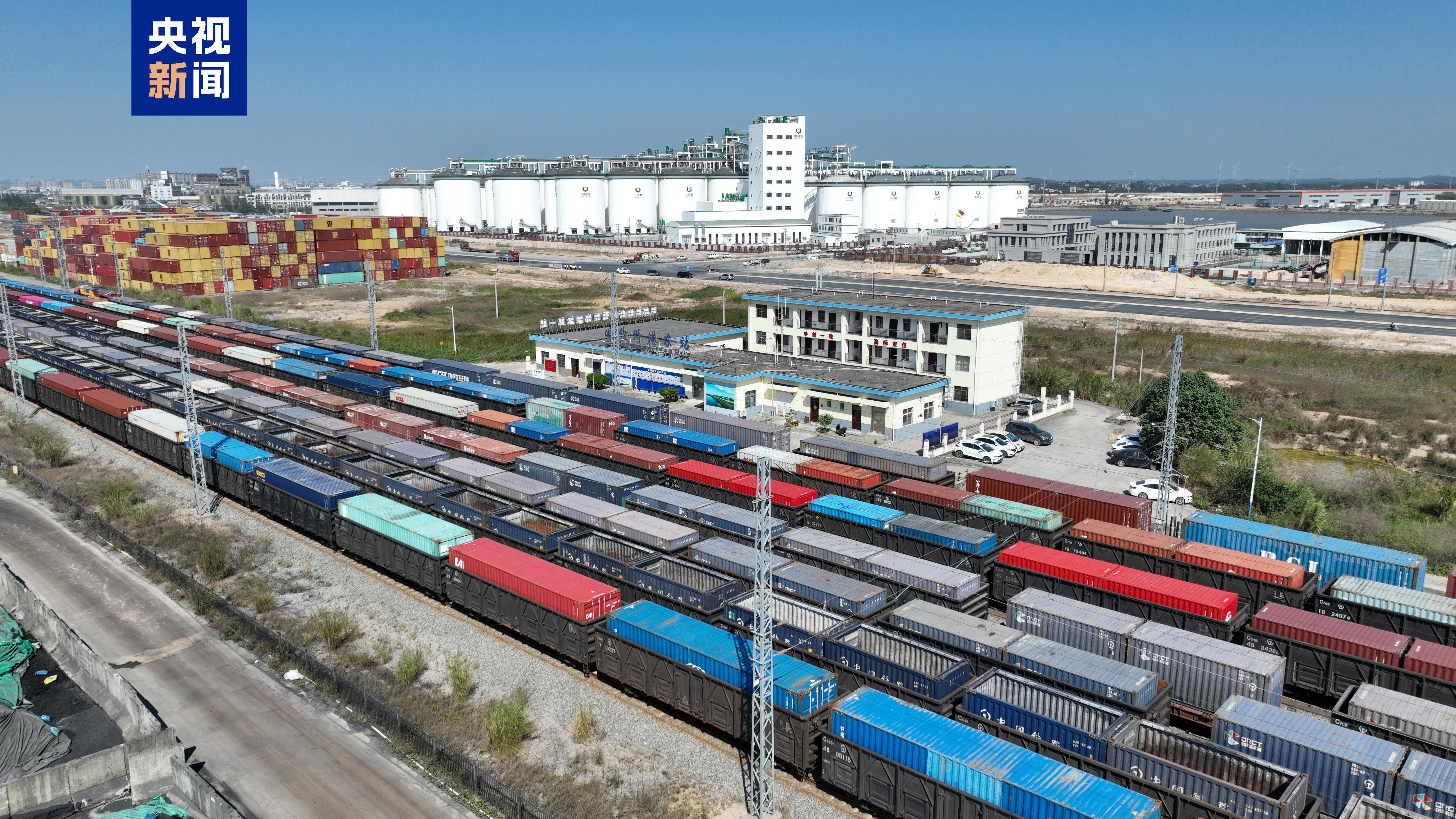 前5月全国社会物流总额同比增长5.3%