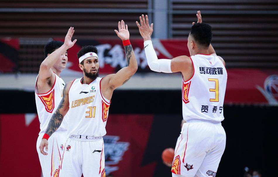 罕见！交易所4个席位，第9次拍卖！什么情况？