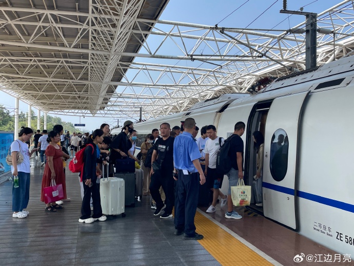 欧洲手记|高温催热“绿色出海”——中国家电企业在欧洲迎新机遇