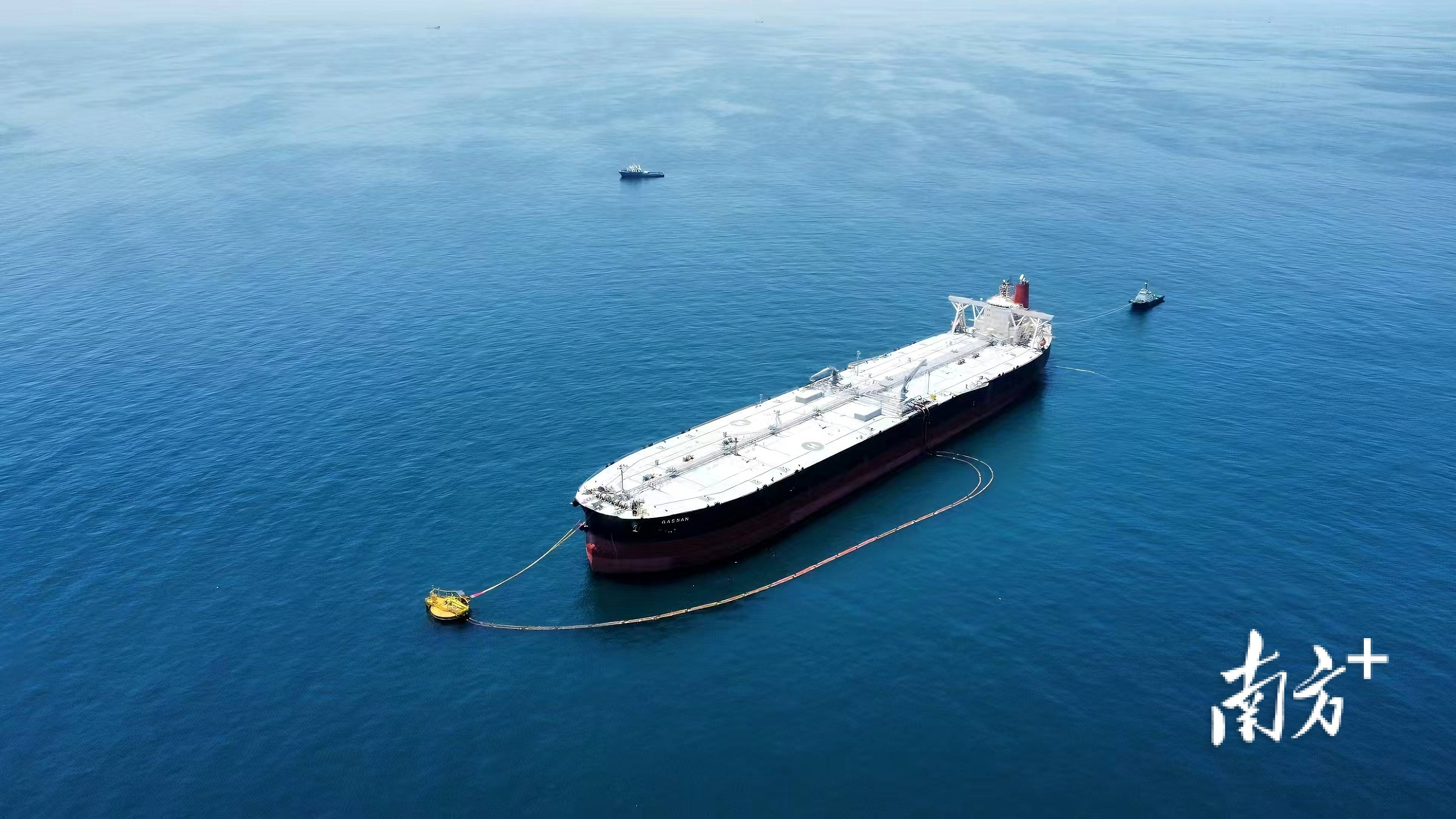 大连重工：公司具备包括大型船用曲轴、海上起重设备和单点系泊等产品的供货能力