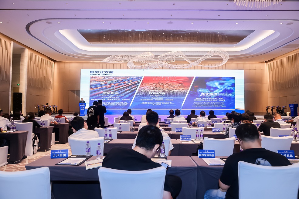 “能不能出口”，链博会现场，他们开口就问