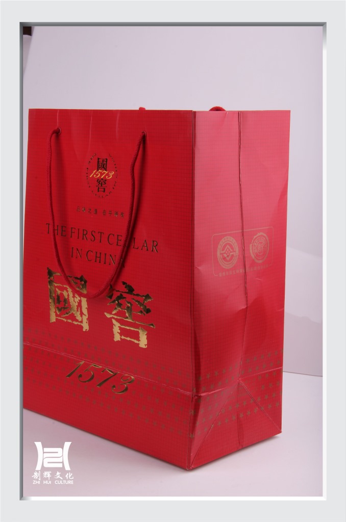 双汇发展获得外观设计专利授权:“手提袋纸壳(本质)”