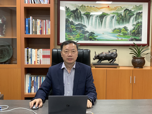 球冠电缆创历史新高，融资客减仓