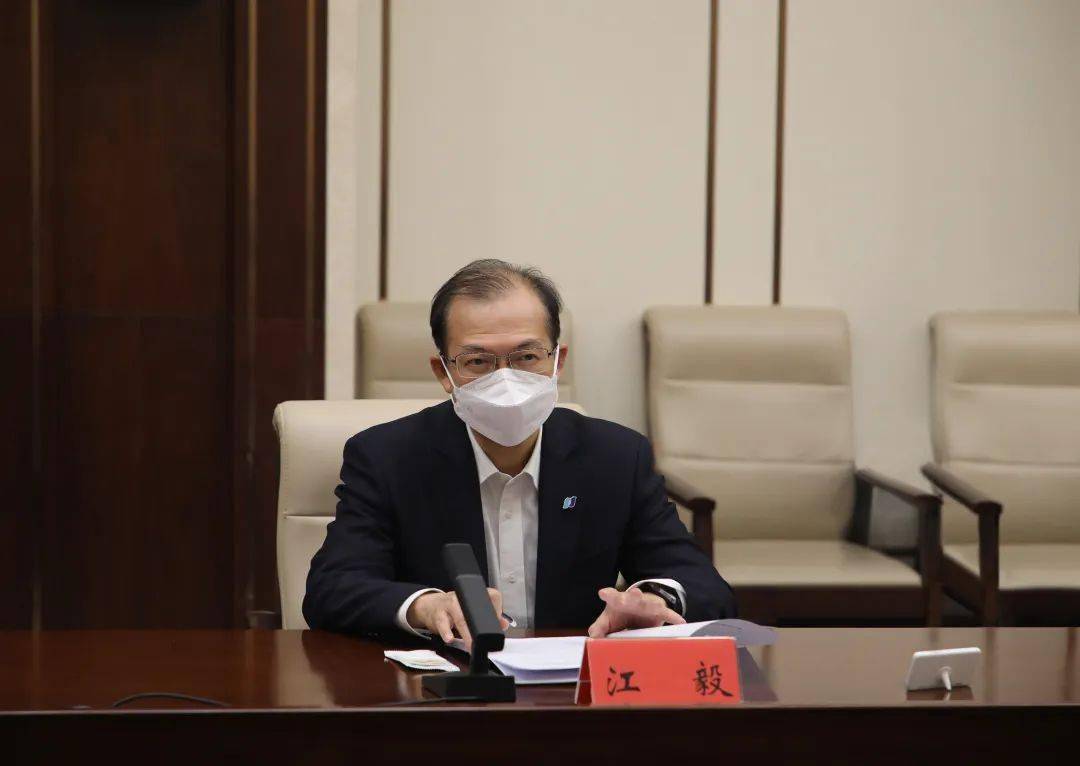 中国广核集团有限公司董事长杨长利拜会内蒙古自治区党委书记孙绍骋