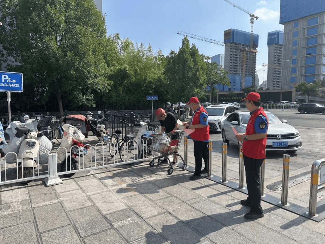 聚焦非机动车文明出行 “政企协”联动举办交通安全科普活动