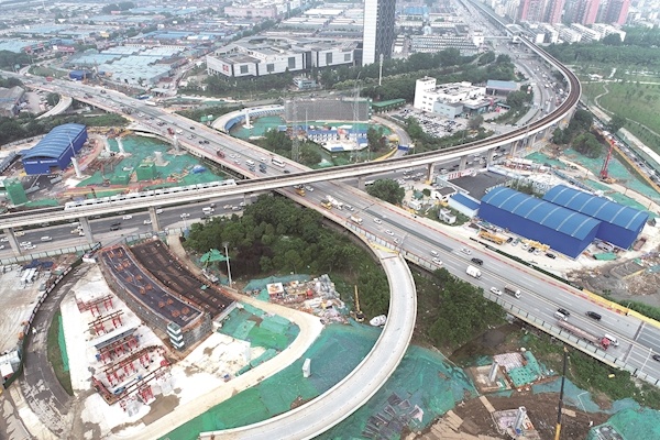 凯龙股份:控股股东中荆集团持股比例升至25.00%