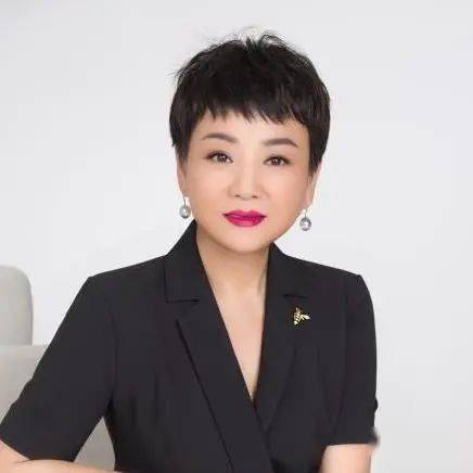 保险菁英说 | 从冰冷数字到稳稳幸福 国宝人寿袁金梅用“保险翻译术”打造与客户的信任桥梁