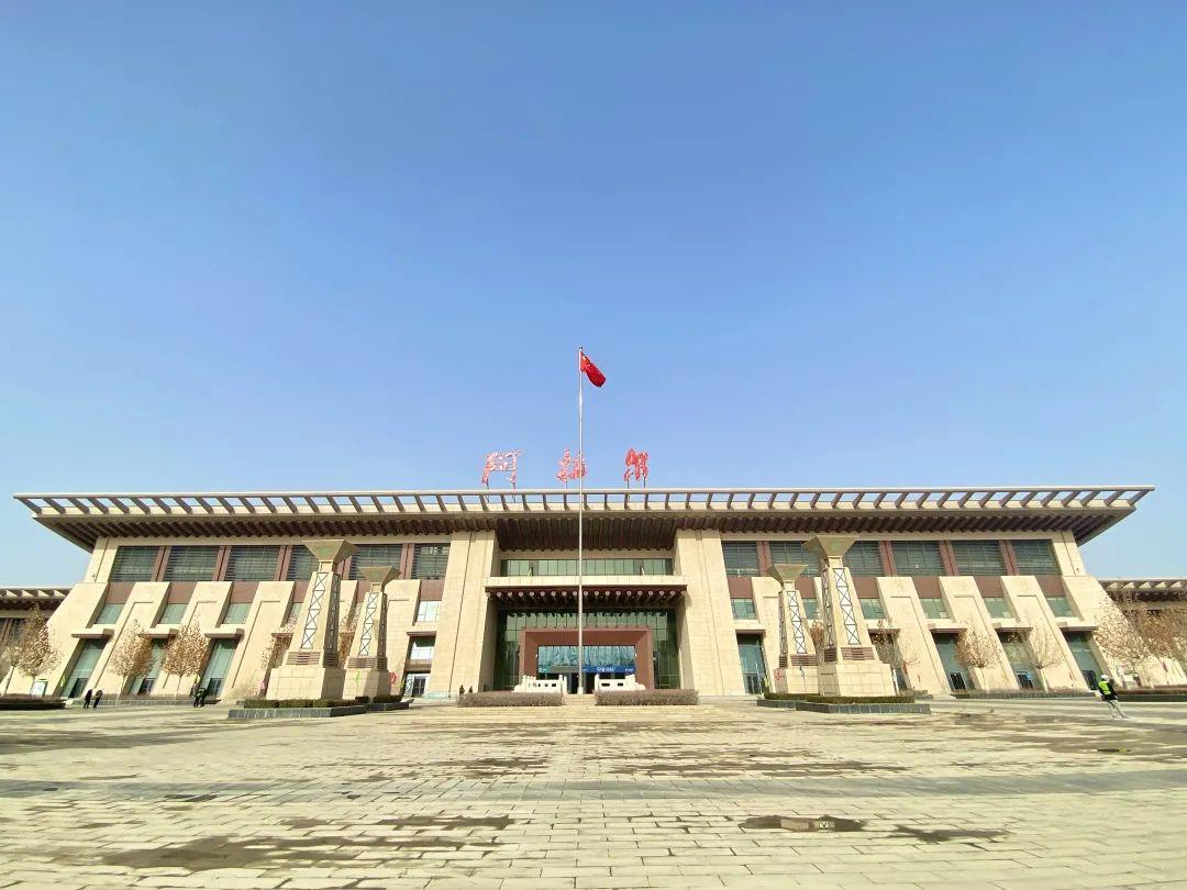 伊宁至阿克苏铁路开建