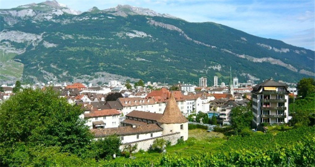 普莱得签逾7亿元战略合作协议