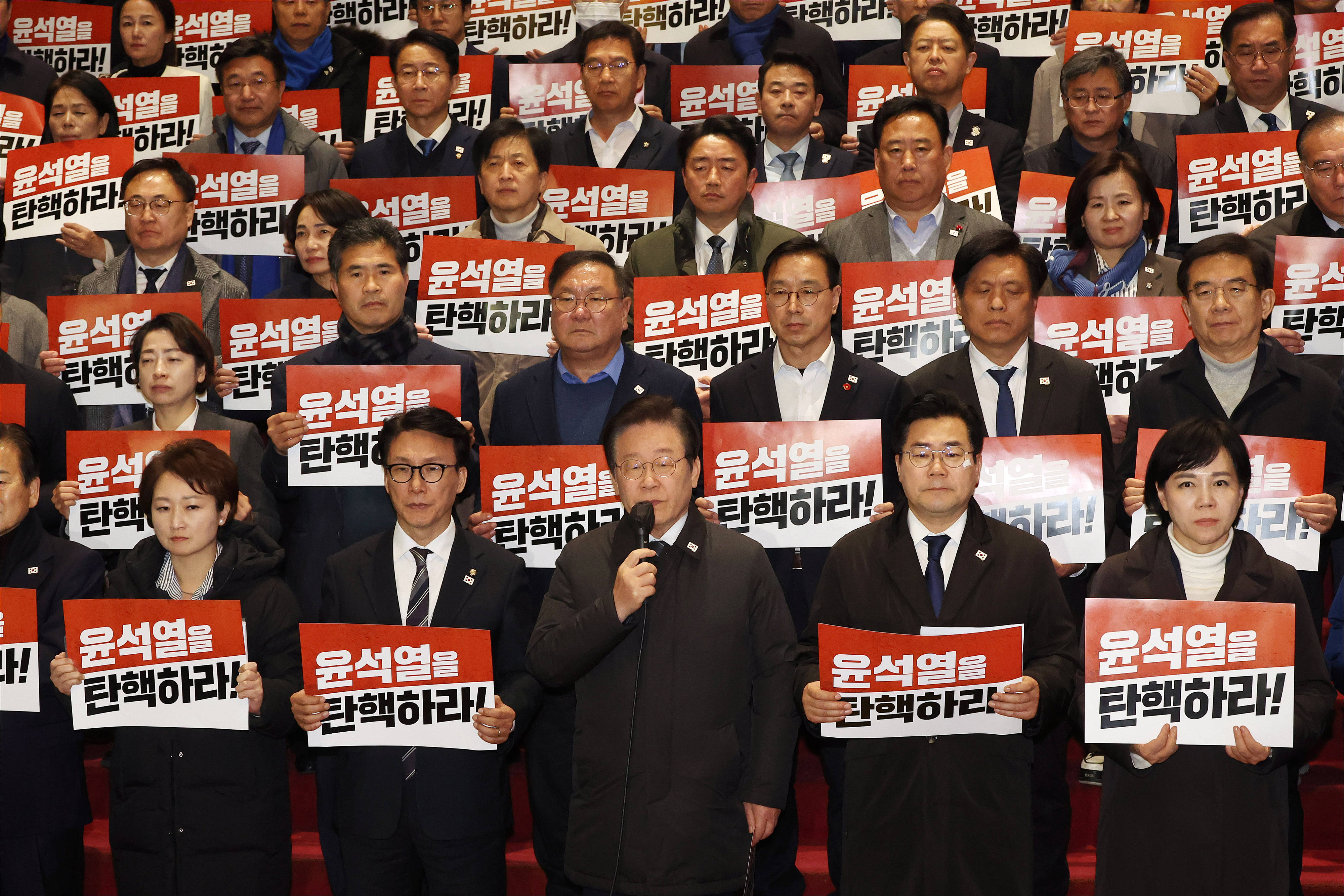 最新民调：李在明施政好评率连续三周下滑