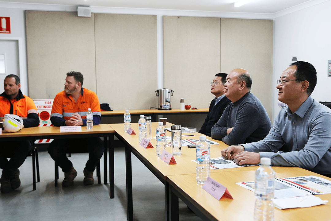 东百集团：8月21日召开董事会会议