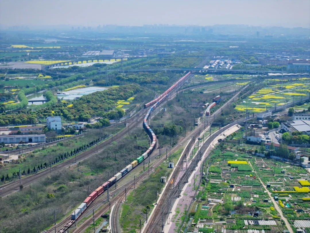 长三角铁路实施新列车运行图