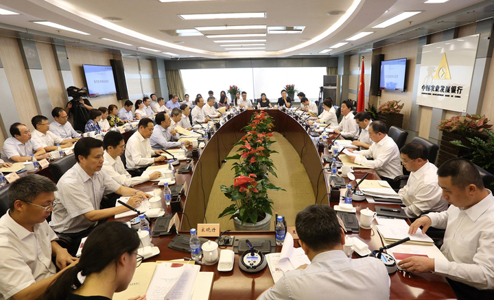 神思电子：10月21日召开董事会会议