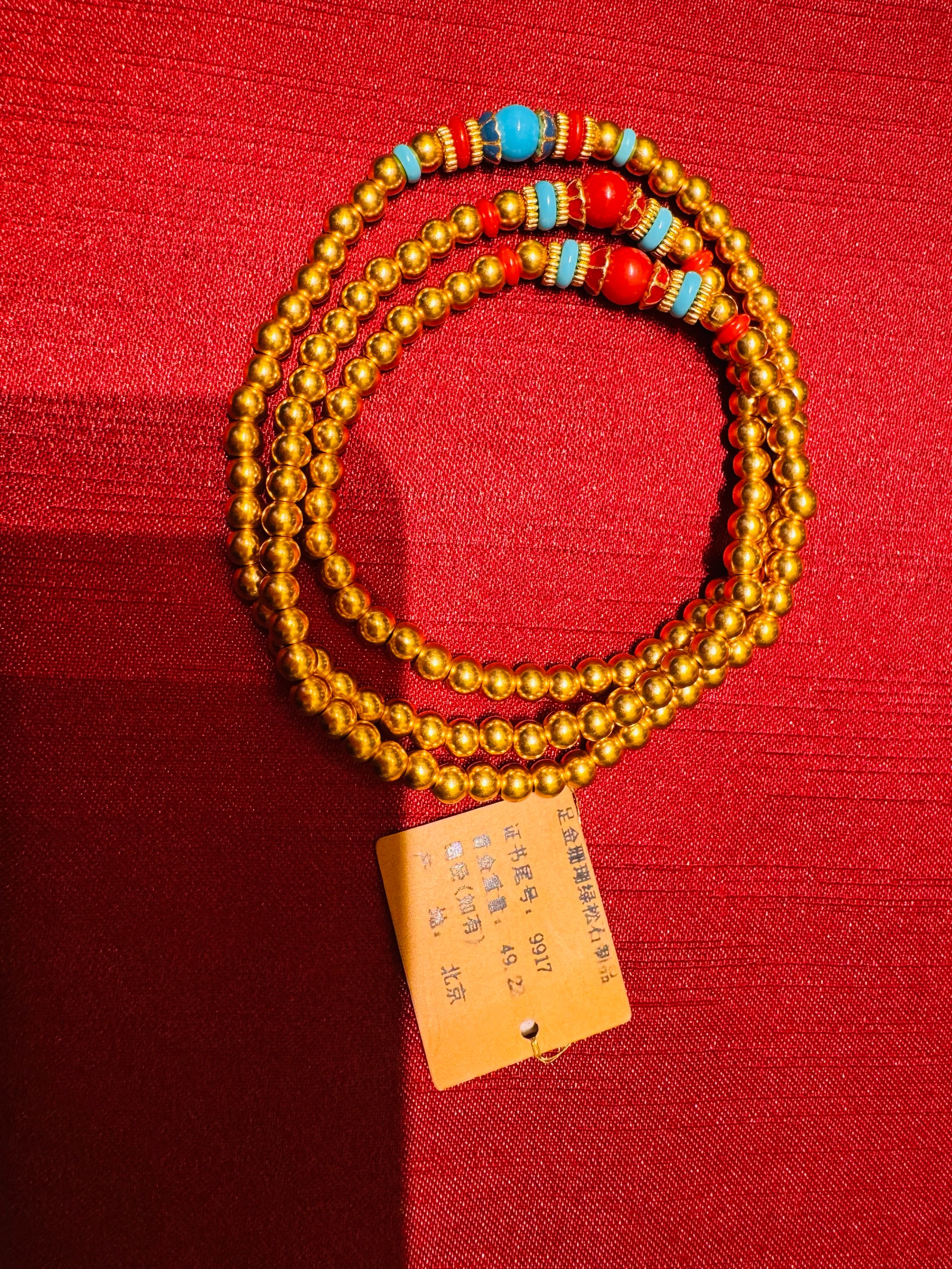 金价飚涨下,老铺黄金的“涨价狂欢”能持续多久?