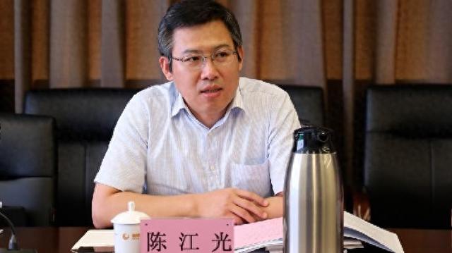 雪峰科技：田勇辞任总经理，继续担任党委书记、董事长