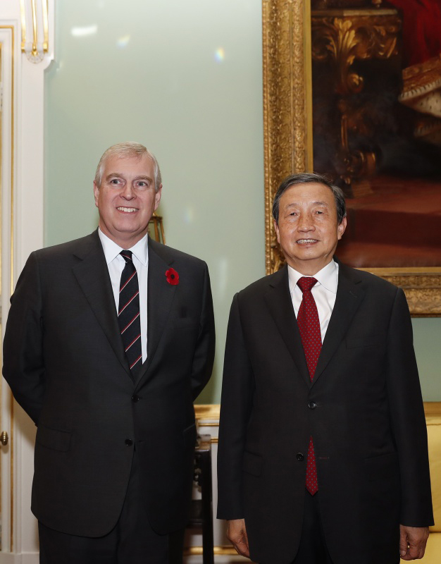 国家能源局主要负责人会见英国气候事务特别代表和英国驻华大使