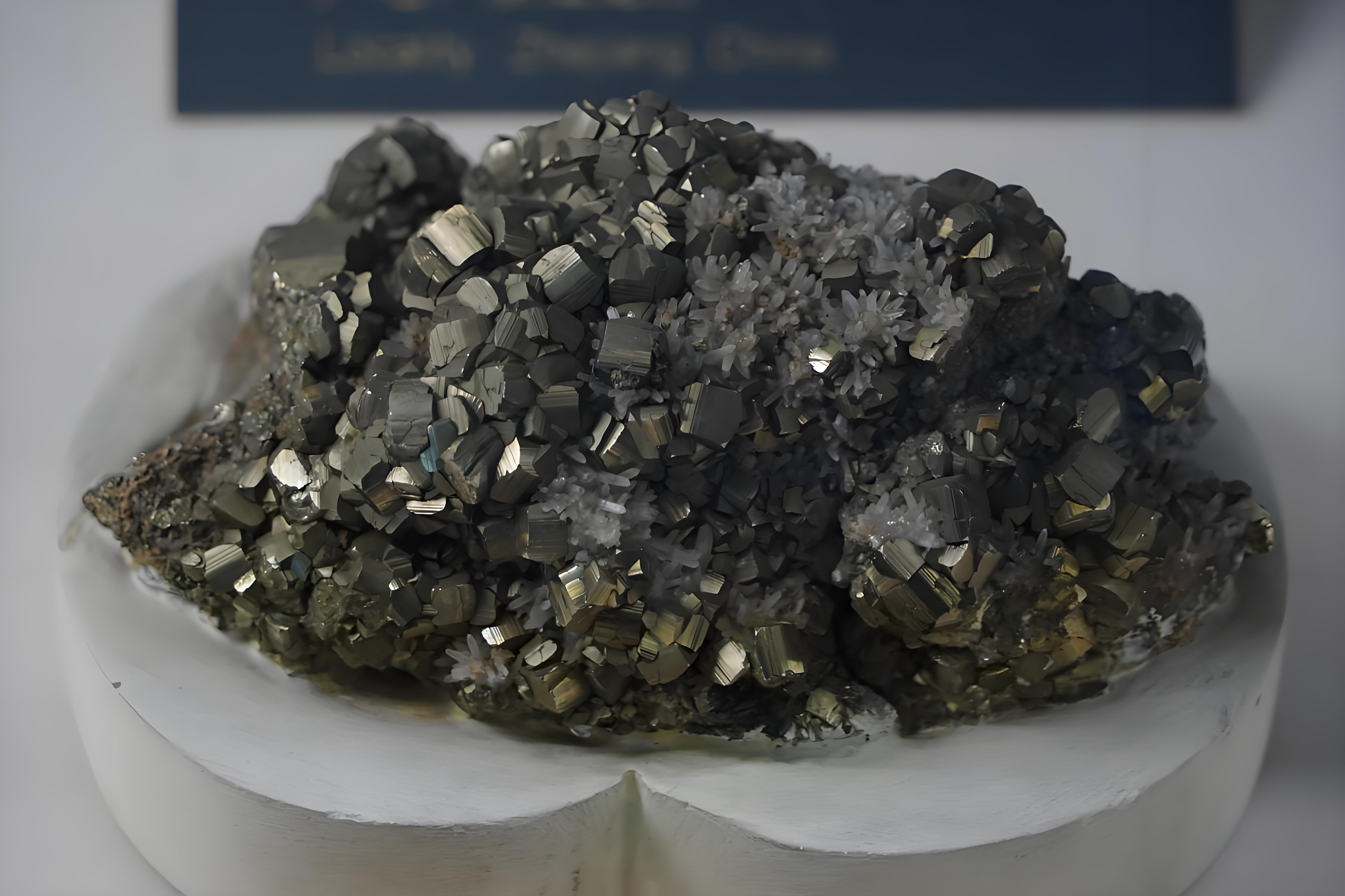 中国稀土：前三季度净利润1.92亿元 同比扭亏