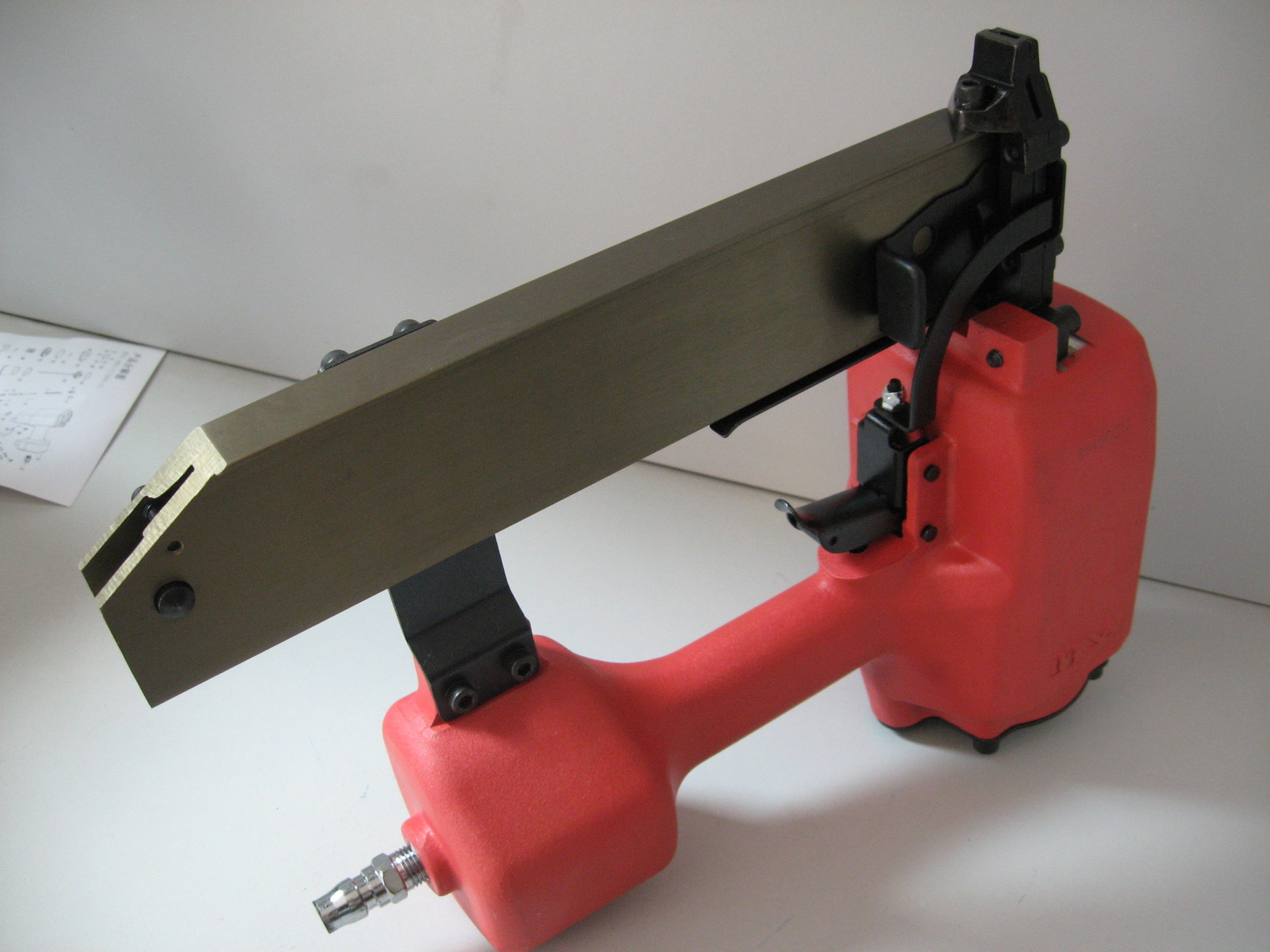 普莱得获得发明专利授权：“气动钉枪”