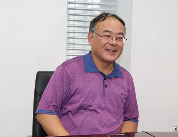 中研股份：6月20日召开董事会会议