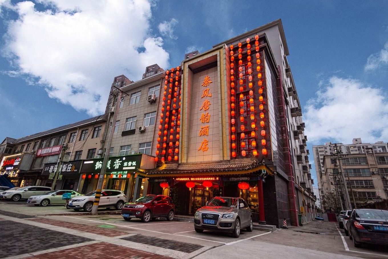 酒店业务毛利率转负，12连亏的西安旅游放弃直营酒店扩张，欲控股股东募资3亿解高负债难题