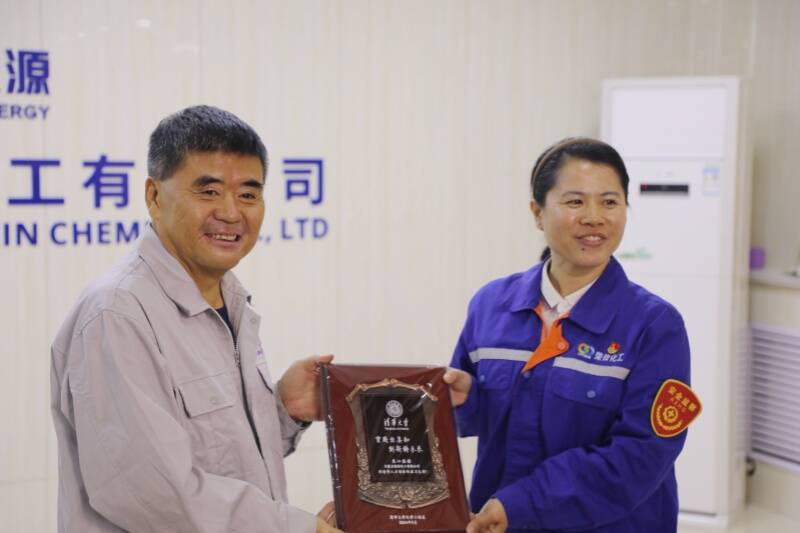 兖矿能源附属公司拟3.45亿元收购高端支架公司100%股权；重药控股22家子公司补缴税款及滞纳金4430万元｜公告精选