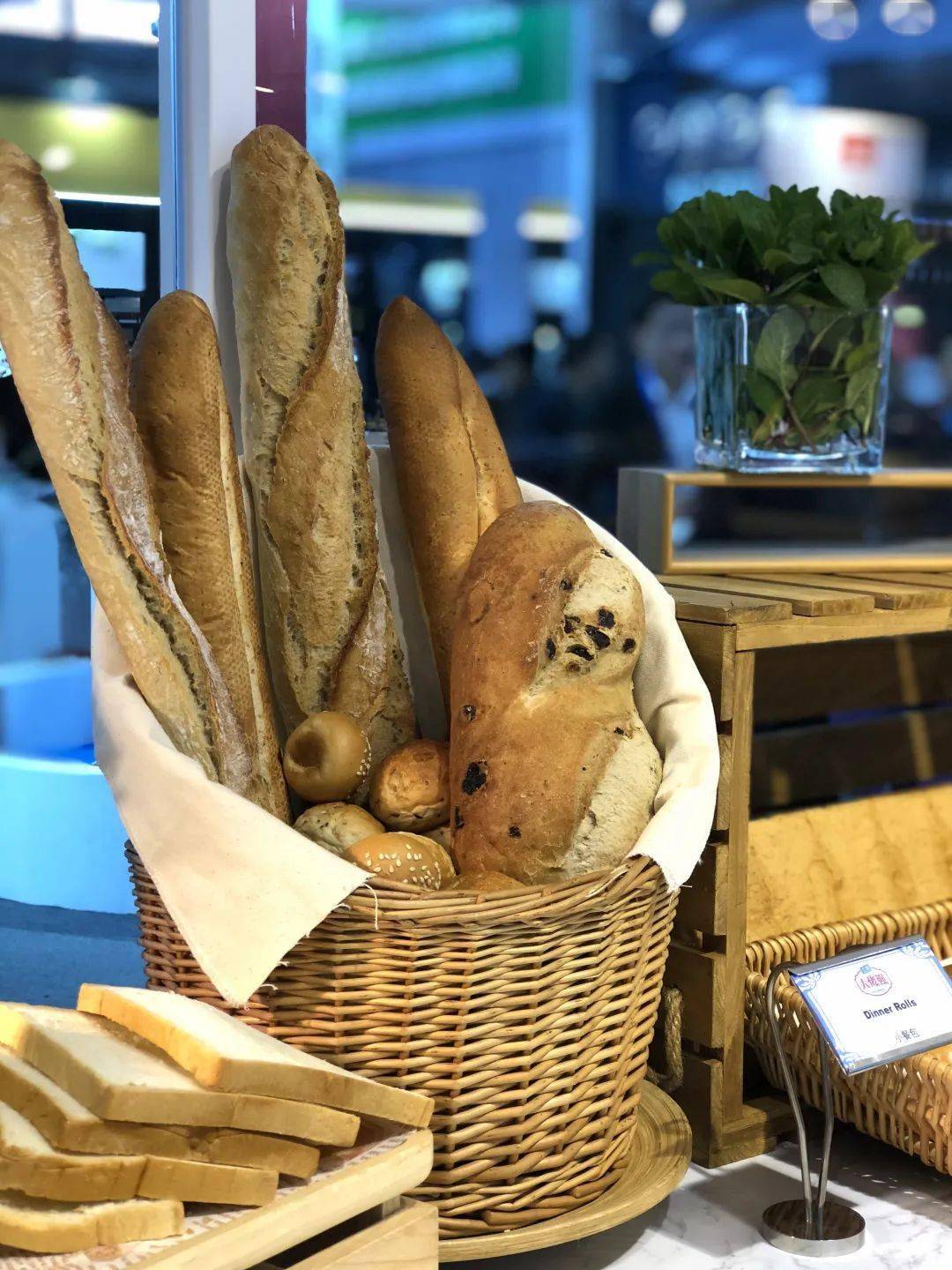 立高食品：麻薯产品主要销往商超渠道