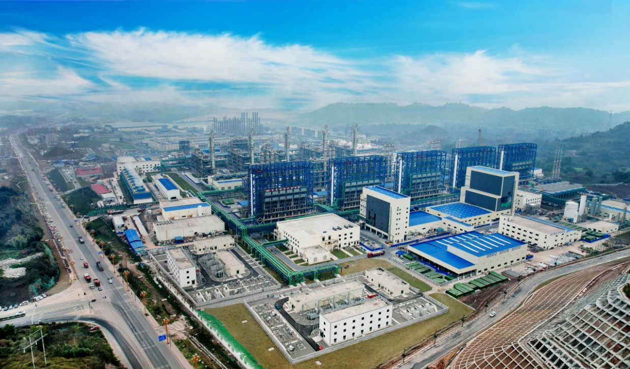 协鑫集成PVT系统再突破，双源热泵性能提升25%