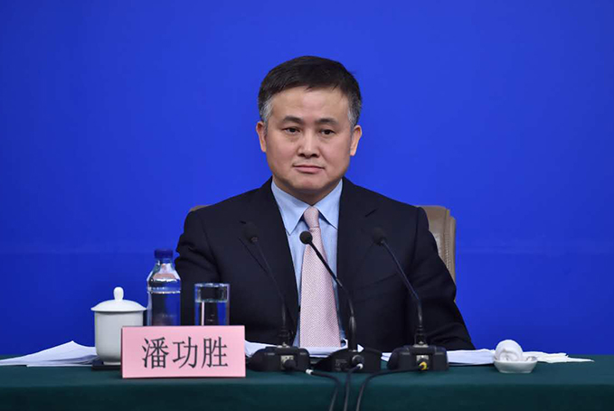 国家外汇管理局局长朱鹤新会见法国财政总署署长杜蒙