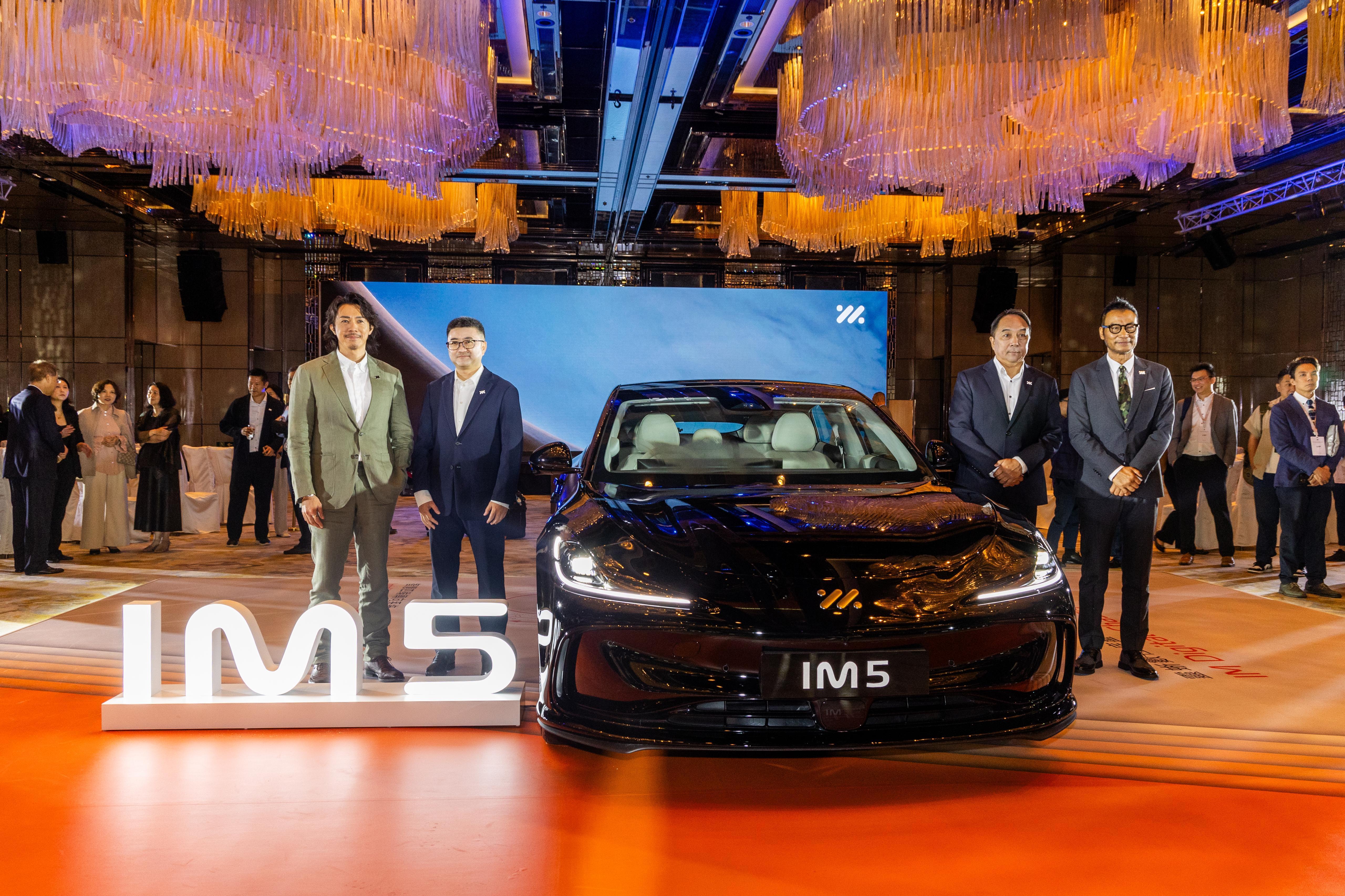 2025年香槟行业:现状洞察、前景展望与未来趋势剖析_人保车险,拥有“如意行”驾乘险,出行更顺畅!