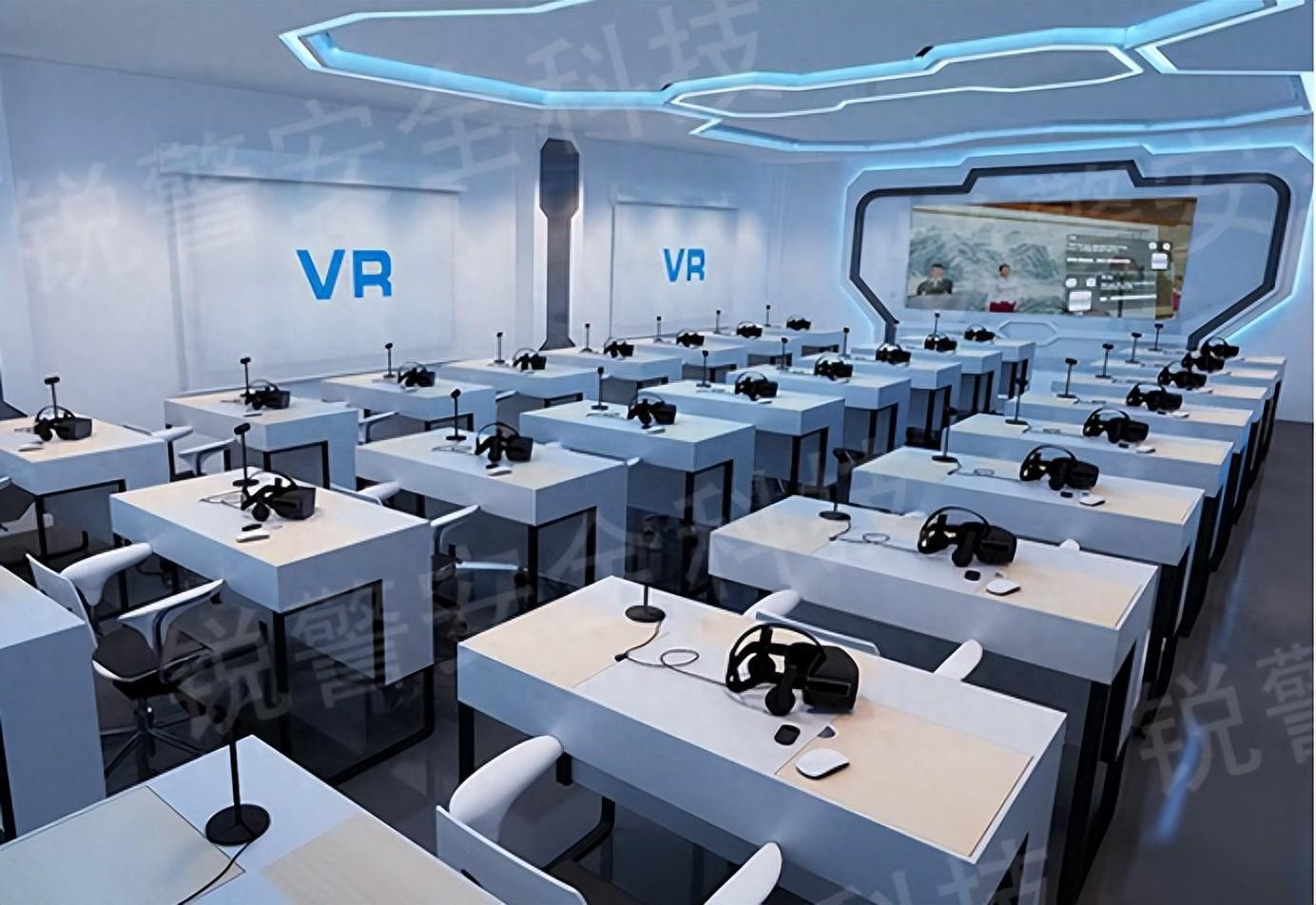 智慧游乐设备全球升级与沉浸式体验经济价值分析_人保车险 品牌优势——快速了解燃油汽车车险,人保财险政银保