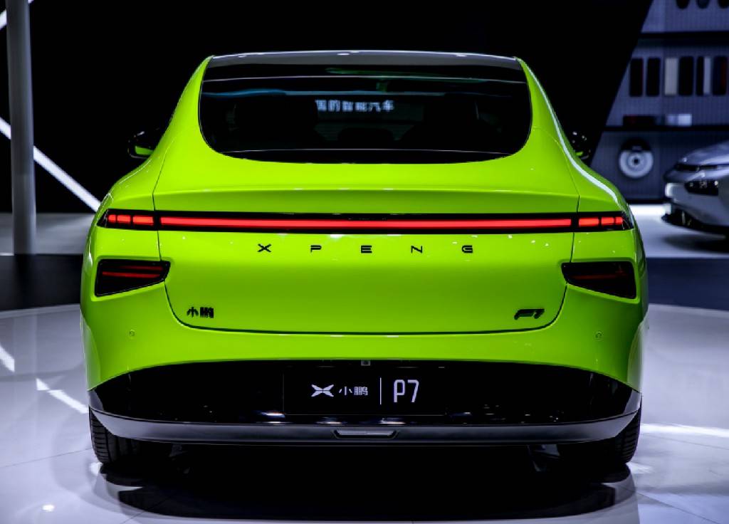 多家上市公司拟提价，磷酸铁锂行业寻求以标准提升准入门槛