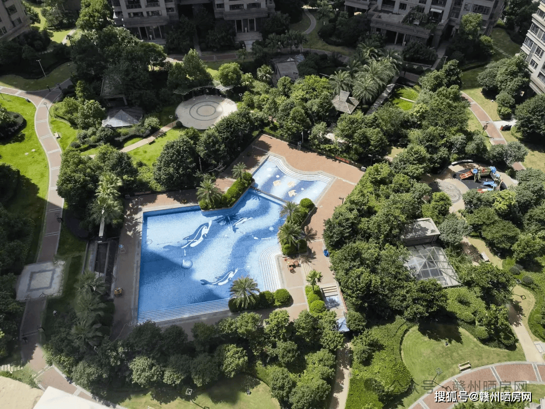 “付款前没有看过样板间”,单价近13万元/平方米的豪宅陷维权困境,开发商这样回应