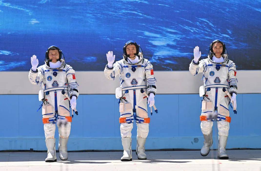 航天环宇核心技术人员彭国勋减持32.29万股，减持金额2343.96万元