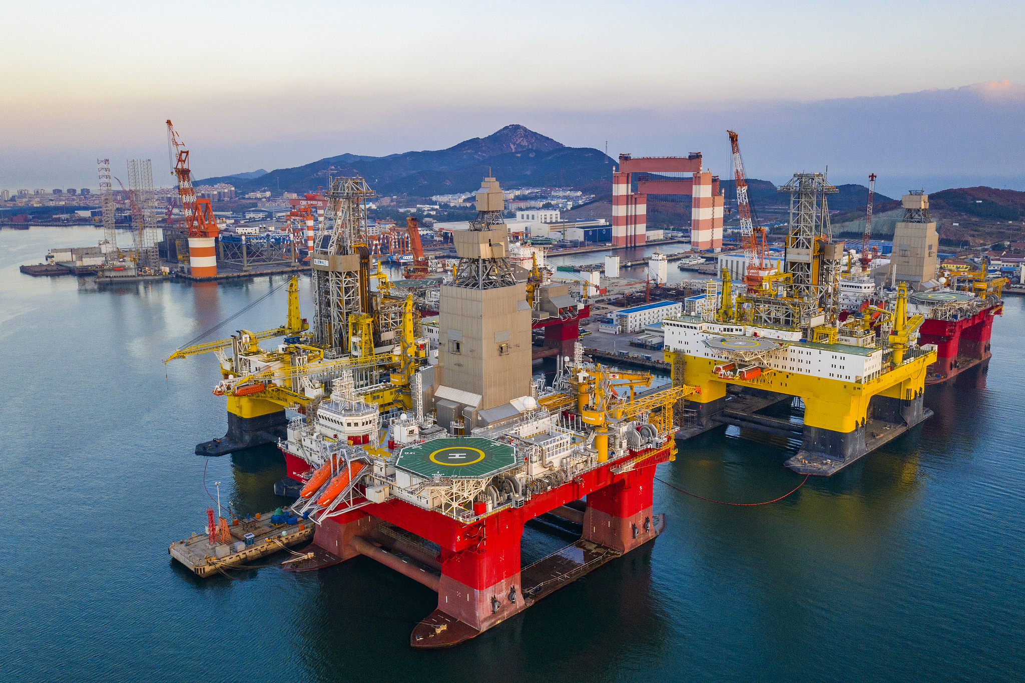 国投洋浦港10万吨级公共粮油码头启动主体建设