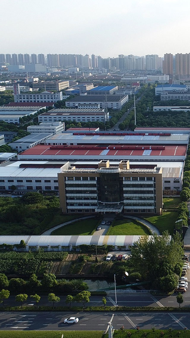 丽岛新材：预计2025年净利润亏损2600万元~3600万元