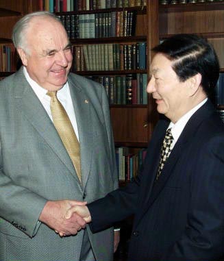 德国总理:格陵兰岛问题正朝着正确方向解决!丹麦国防大臣、北约秘书长发声