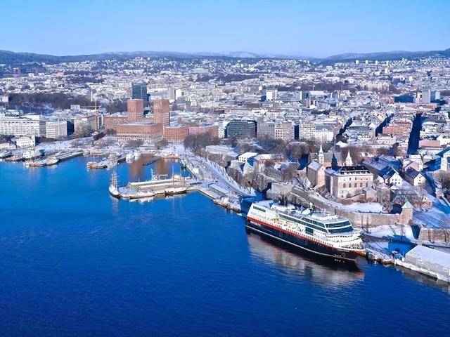 特朗普:格陵兰岛协议将赋予美方“全面军事进入权”