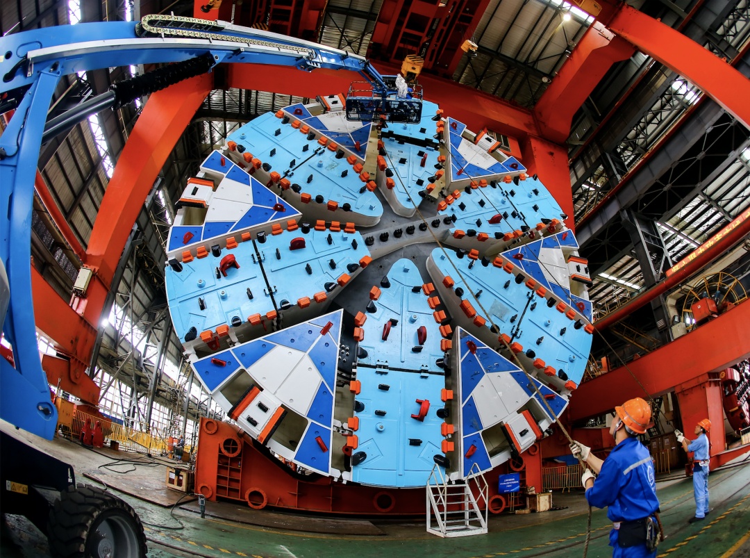 比亚迪与埃克森美孚签署战略合作备忘录