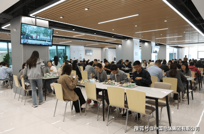 探访雄安新区启动区首个共享智能快递驿站